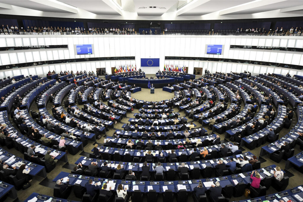 articulo 13 parlamento europeo